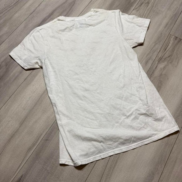 Stallion Barbie Western Graphic T-Shirt White Pink Cowgirl Horseshoes Small - Picture 3 of 6